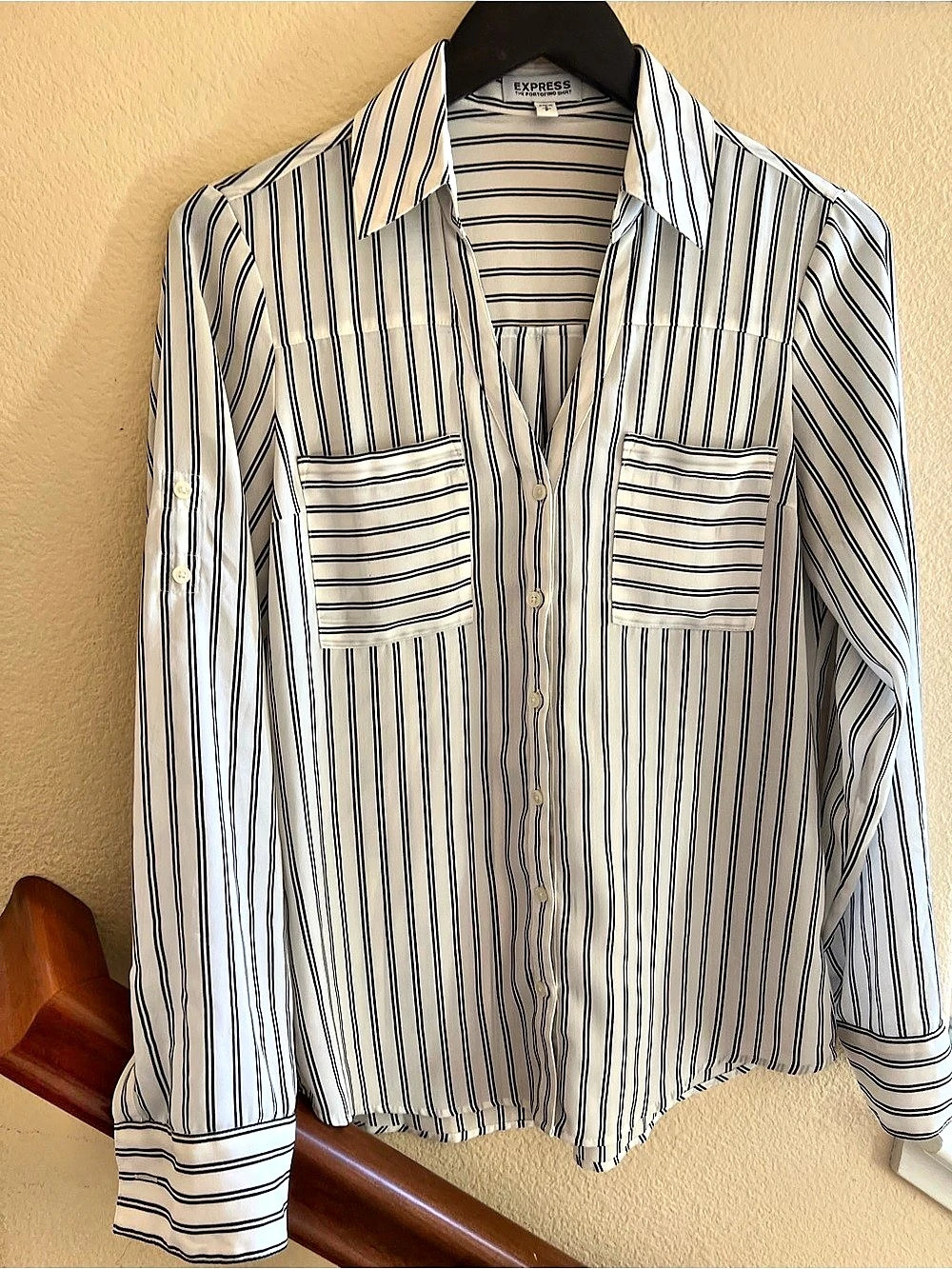 Express The Portofino Minimalist Striped Button Down White & Black Blouse Small